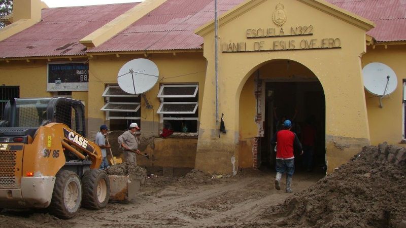 Ya se retiraron más de 30 mil metros cúbicos de material aluvional