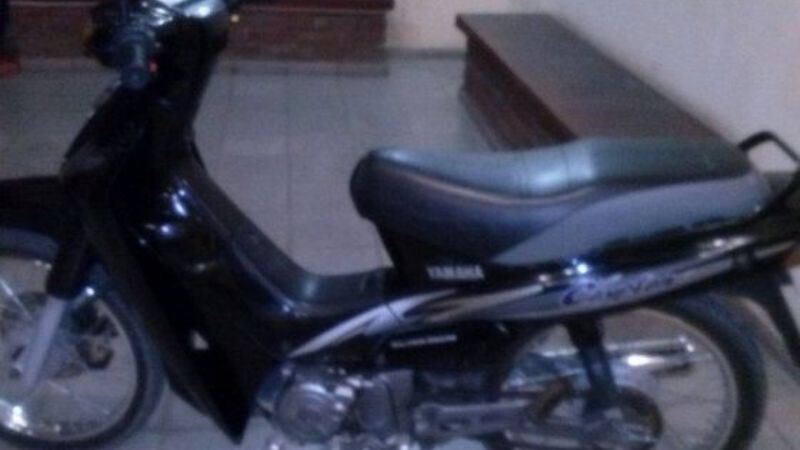 Arrestan a dos personas y secuestran una moto en Valle Viejo