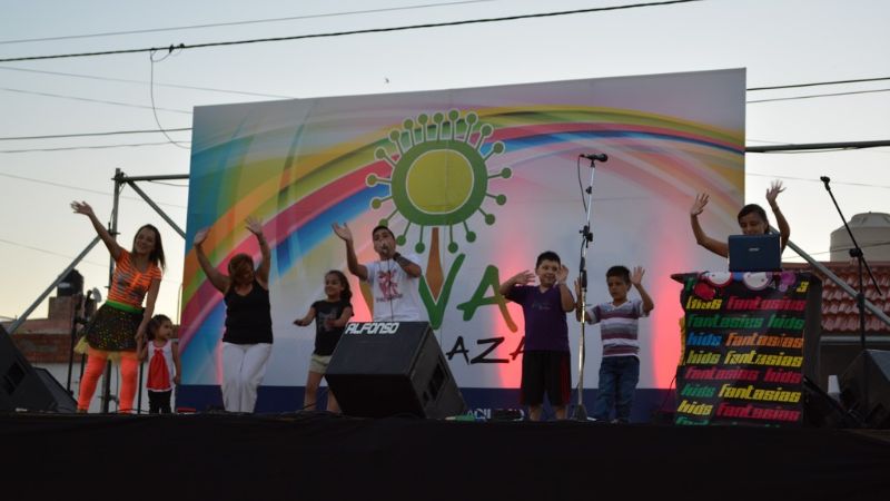 Se vivió con gran éxito el primer Viva la Plaza del 2014