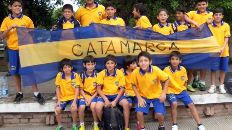 Pibes de Social Rojas en torneo infantil en San Juan