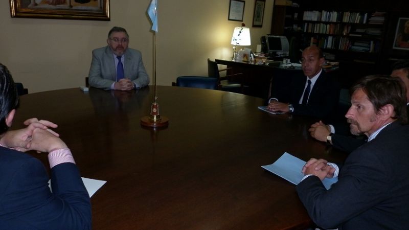 Savio se reunió con el rector de la Universidad Santo Tomás de Aquino