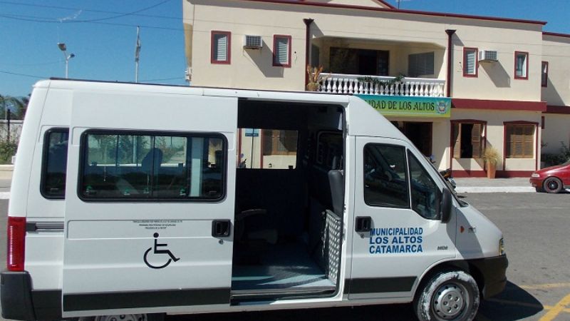Nuevo vehículo para personas con discapacidad en Los Altos