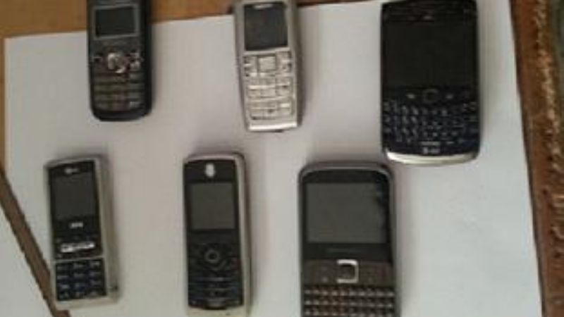 Secuestran elementos de dudosa procedencia