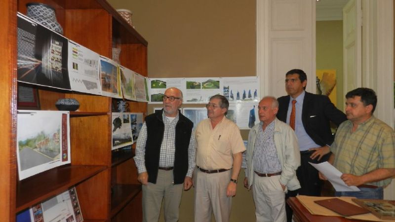 Evaluación de las propuestas del concurso de los Portales de la Ciudad