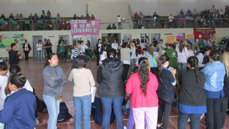 Exitosa y colorida Expo Bucal en la Capital