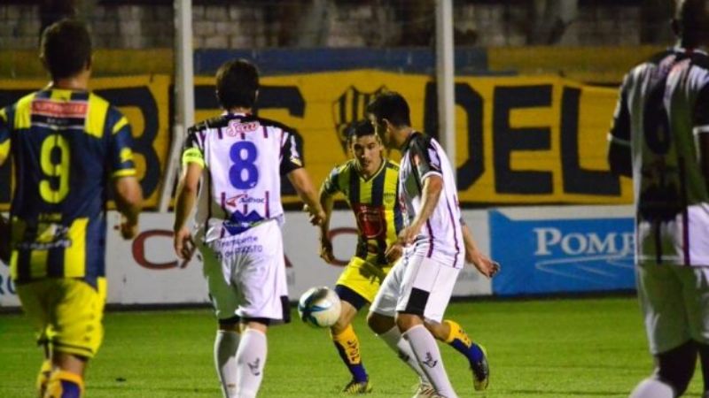 Gran triunfo del “Santo”, que mantiene encendida la ilusión