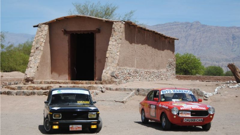 Los Autos de Época completaron la 3ra Ruta del Adobe