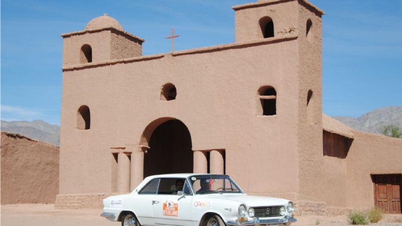 Los Autos de Época completaron la 3ra Ruta del Adobe