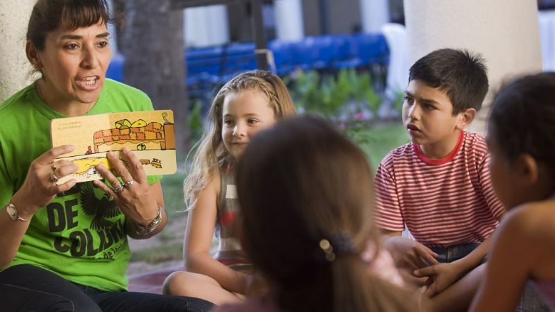 Con mucho público y buenas ventas, culminó la Expo Libros del NOA