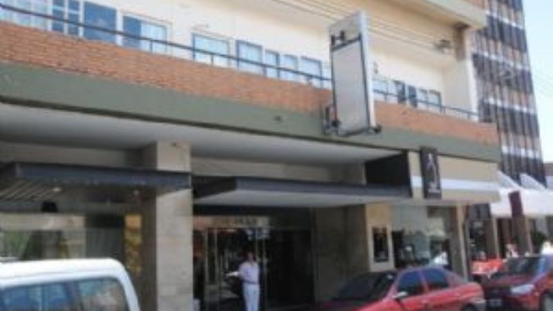 Ya no se puede estacionar en Sarmiento, entre República y Esquiú