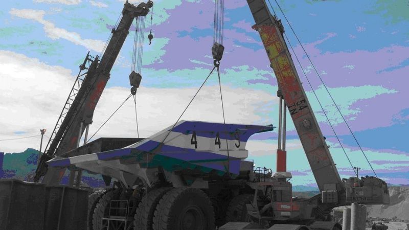 Minera Alumbrera armó íntegramente 5 camiones en el taller del yacimiento