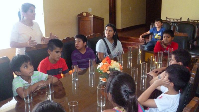 Alumnos de la Escuela Municipal de Santa María visitaron la Capital