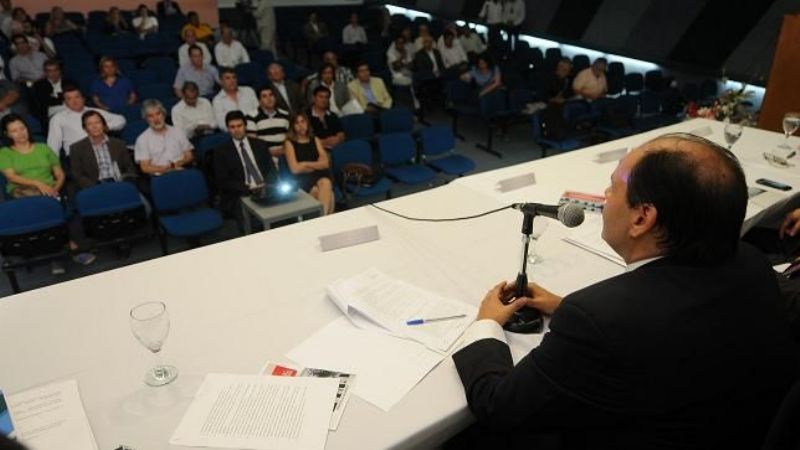 Audiencia pública con partidos políticos por la reforma constitucional