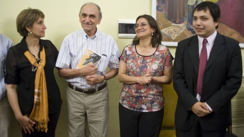 Presentaron las cartillas con los textos de jubilados premiados