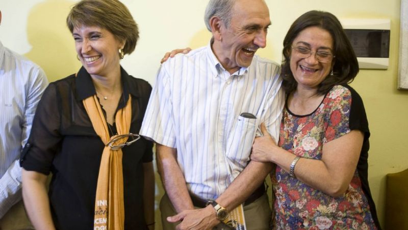 Presentaron las cartillas con los textos de jubilados premiados