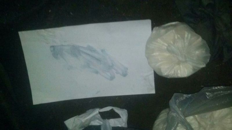 Apresan a pareja con droga y dinero en efectivo