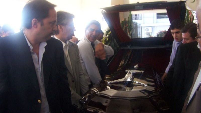 Mera despidió a Carlos Rosales en la Legislatura