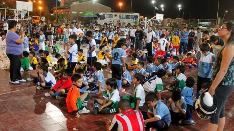 Jalil festejó con el lanzamiento del Campeonato de Fútbol Infantil