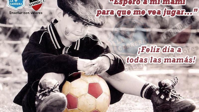 La Banda de River saludó a las madres en su día