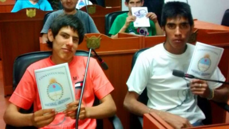 Alumnos de la Escuela Especial Nº 10 fueron “Senadores por un día”