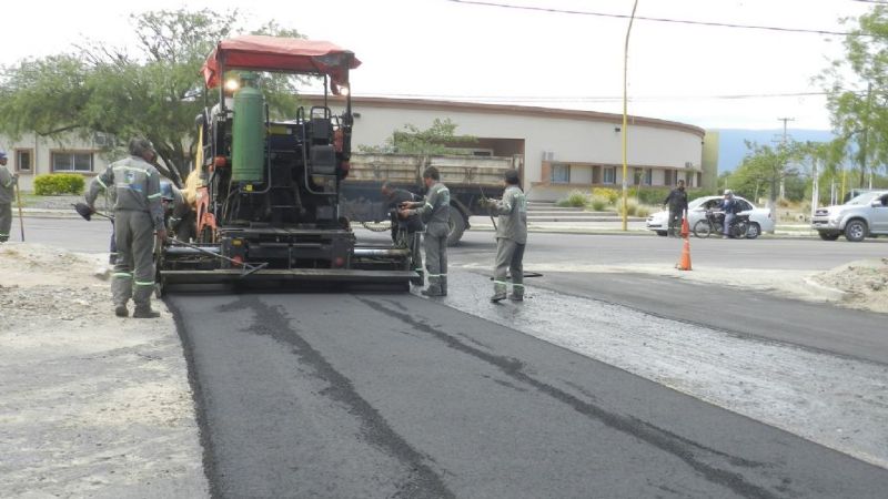 Inició la pavimentación en Parque La Gruta