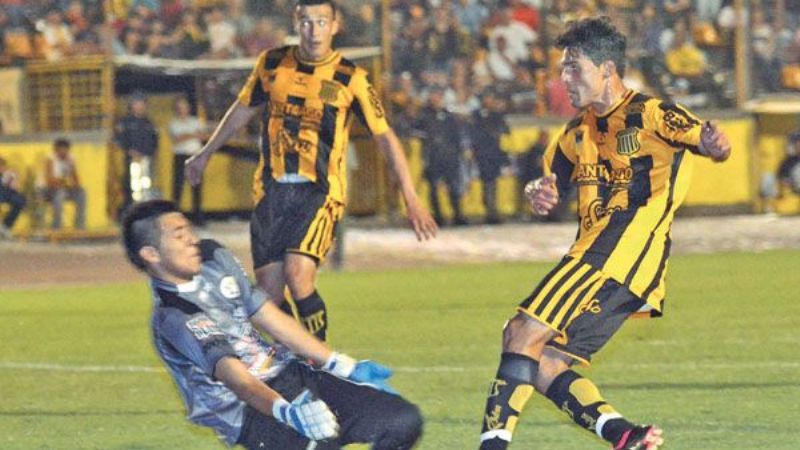 Mitre de Santiago ganó y está 3ro. en la zona de Aconquija