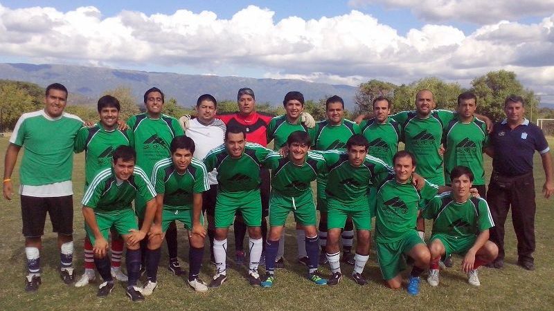 La Interprofesional sigue hoy con decisivos juegos en Maxi