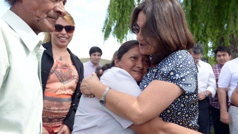 Corpacci lidera las encuestas