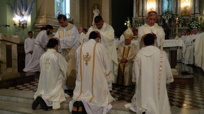 Alegría en la Iglesia catamarqueña por la ordenación de tres nuevos sacerdotes