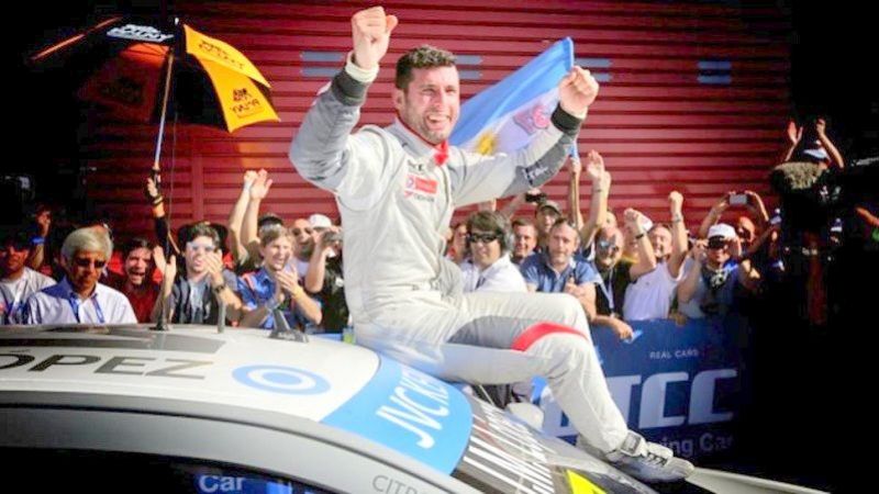 "Pechito" López, campeón mundial de Turismo Internacional