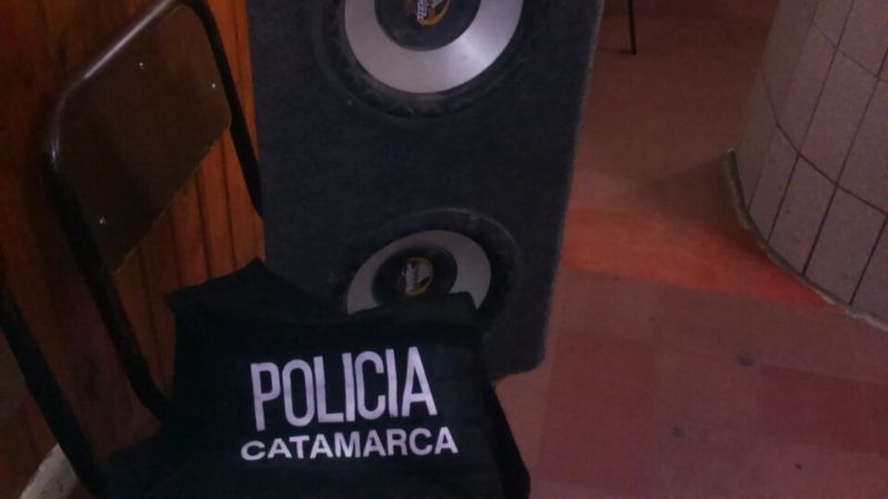 Demoraron a cuatro adolescentes