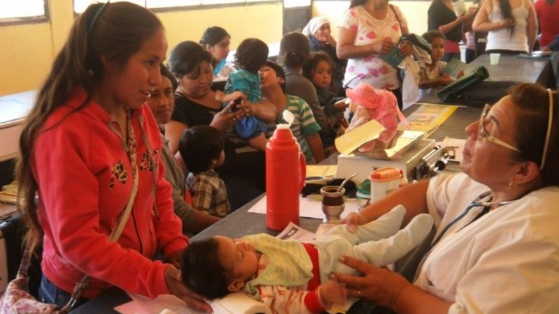 “Lleguemos al Barrio” brindó asistencia sanitaria en Tinogasta