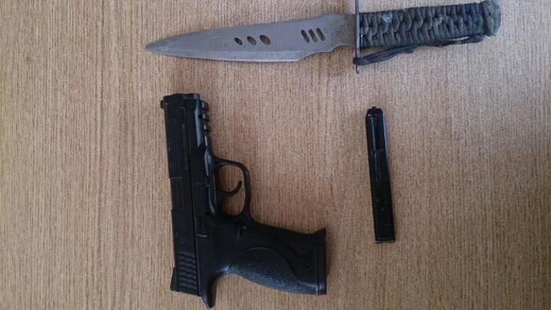 Un detenido tras secuestro de pistola de aire comprimdo y un cuchillo