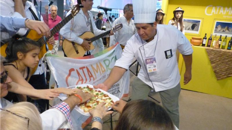 Catamarca se lució en la FIT con su gastronomía, vinos y bailes