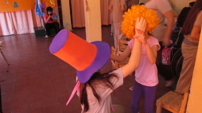 Alumnos de la Quintana visitaron la escuelita del Lisiado