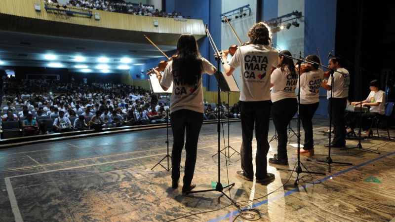 Con gran fervor el Nivel Secundario dio inicio al IntegrArte