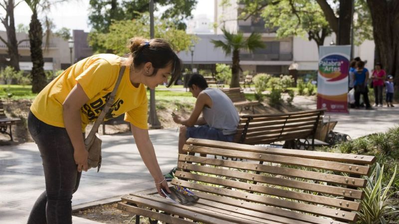 “Soltá un libro, regalá historias” despertó interés y asombro en el público