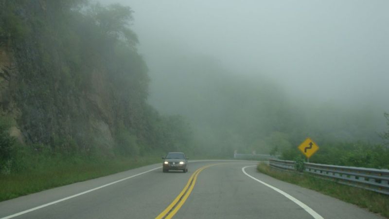 Conducir con precaución por las rutas 38 y 64 por llovizna y niebla