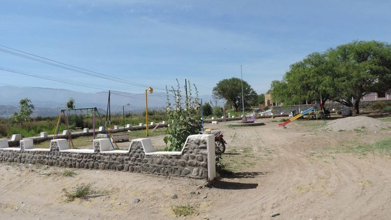 Destrozos en la Placita Feliz