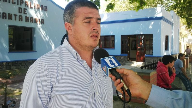 Coordinan acciones para solucionar el derrame de líquidos cloacales