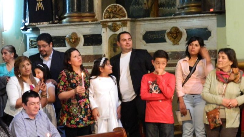 Niños y niñas de 6 y 7 años renovaron sus promesas bautismales en la Catedral