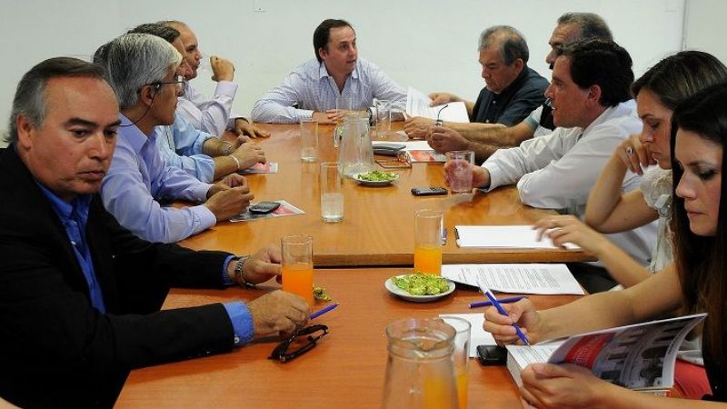 Mera recibió a la Comisión Consultiva para la reforma