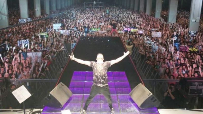 Damián Córdoba los juntó a todos en su aniversario