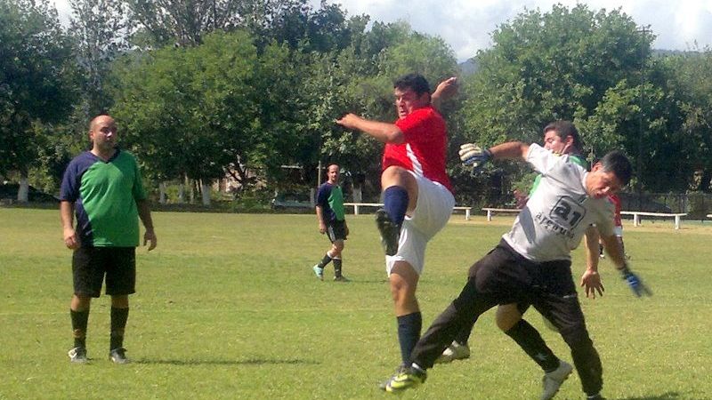 Otra semana de intensa acción en la Liga Interprofesional de Fútbol
