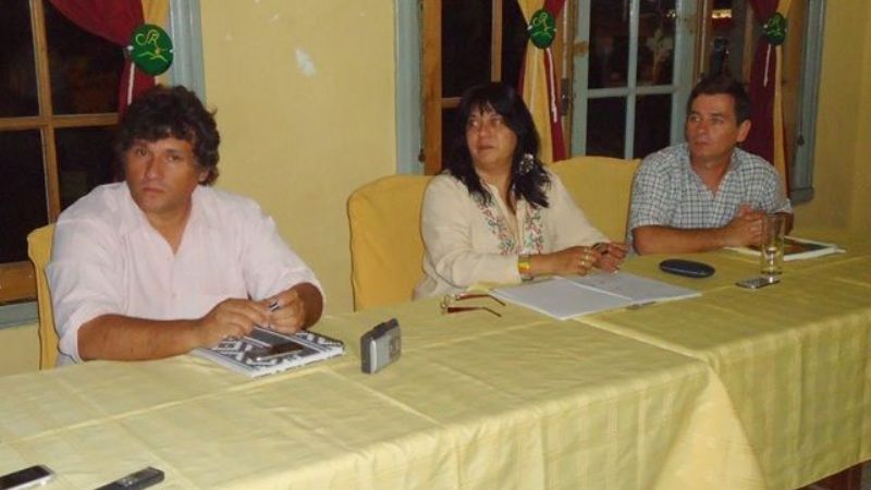 Artesanos cuestionan a CAMyEN