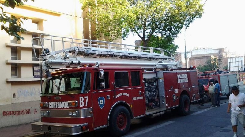 Susto por un incendio en la Clara Janet Armstrong