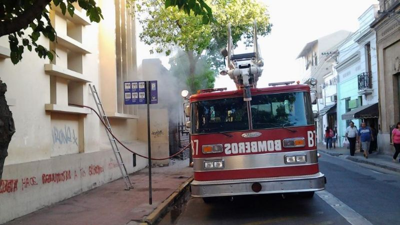 Susto por un incendio en la Clara Janet Armstrong