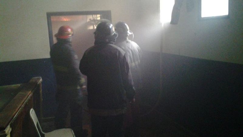 Susto por un incendio en la Clara Janet Armstrong