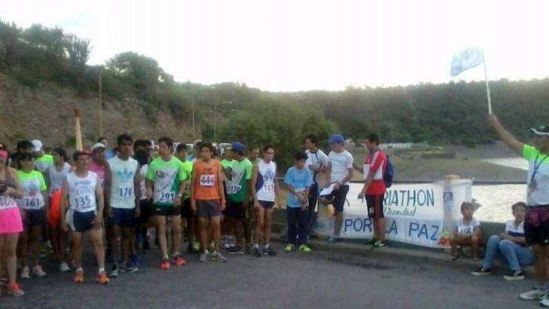 Aragón y Moreira en Trote y Reinoso Córdoba en Marcha, por María