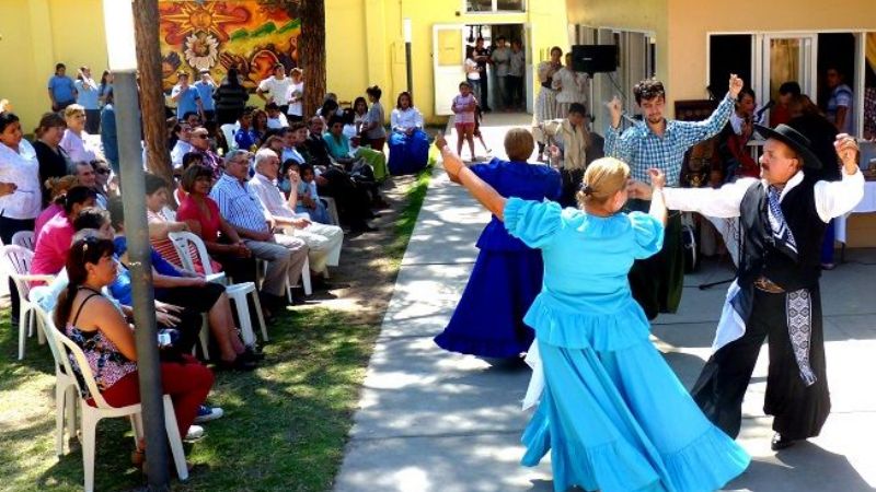 Festejos por el Día de la Tradición en Casa Cuna